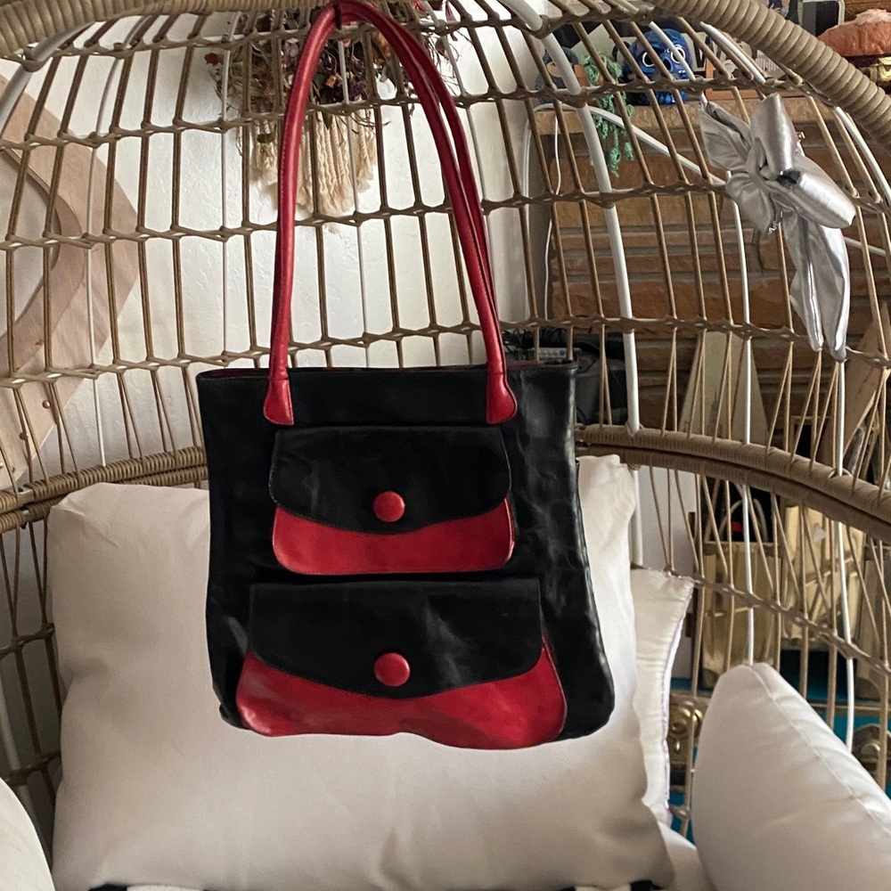 Sabina New York Red and Black Leather Vintage Shoulder Bag